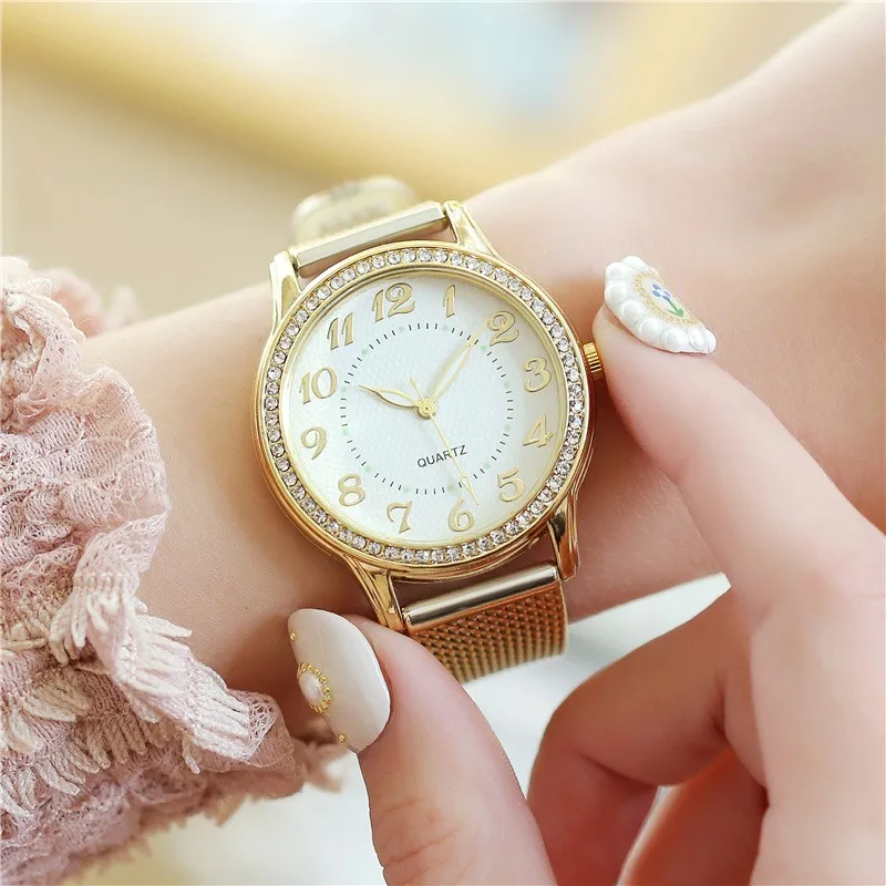Hot Selling Shining Trendy Diamond Inlaid Nightlight Business Silicone Mesh Belt Women's Quartz Watch For Women's Holiday Gifts