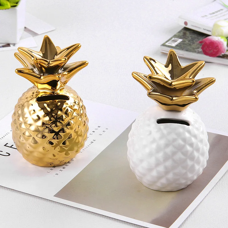 

European Ceramic Golden Ornamental Pineapple Piggy Bank Home Decoration Cute Creative Landscape Flowers Ornaments Hand-painted