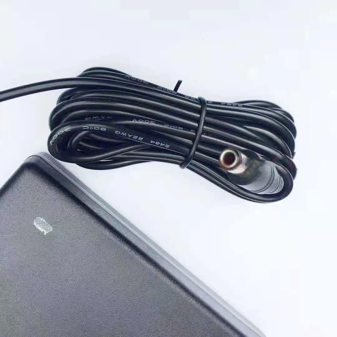 Адаптер питания для электронных органов YAMAHA PA300 PA301 PA300B PA300C16V2.4A |