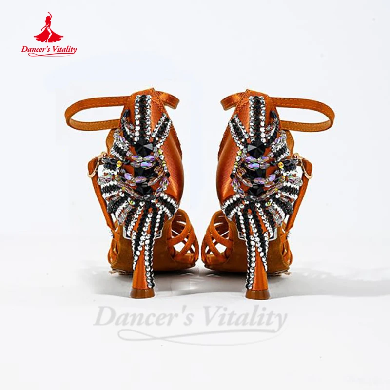 

Женская обувь для латинских танцев; Современный бальный вальс; Танцевальная обувь с инкрустацией стразами; Женская атласная обувь с мягкой подошвой; Rumba Chacha Tango