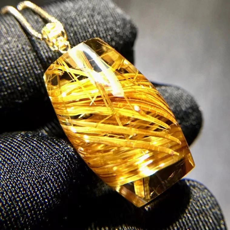 

Natural Gold Rutilated Quartz Barrel Pendant 21.6*13mm Necklace Brazil Gold Rutilted 18K Gold Women Men Jewelry AAAAAAA