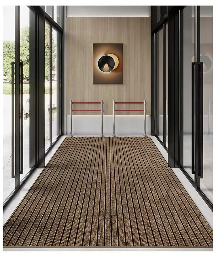 

Резиновый полосатый коврик