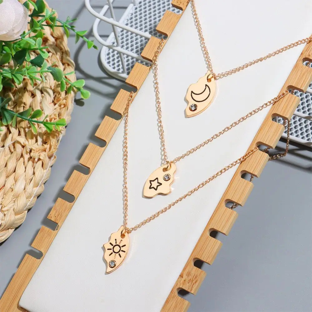 

Fashion Three-Piece Set Star Moon Sun Pendant Necklace Men And Women Alloy Clavicle Chain Stitching Charm Chokers Jewelry Gift