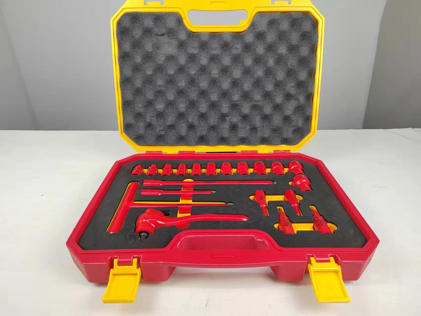 99LB002 Finework ABS противоударный 18 шт. 1000 В изолированный набор ручных инструментов Vde