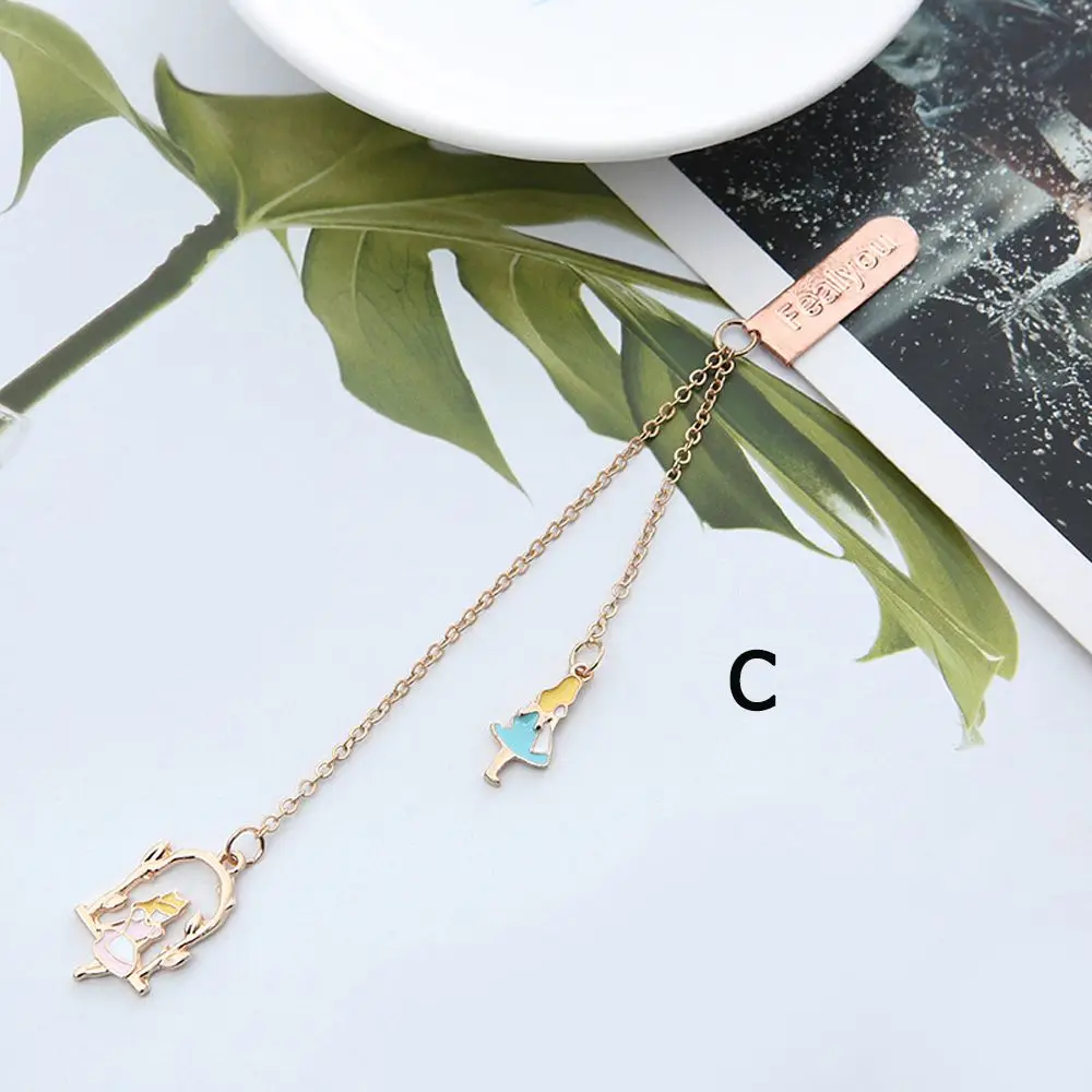 

Металлическая закладка для книг мультистайл