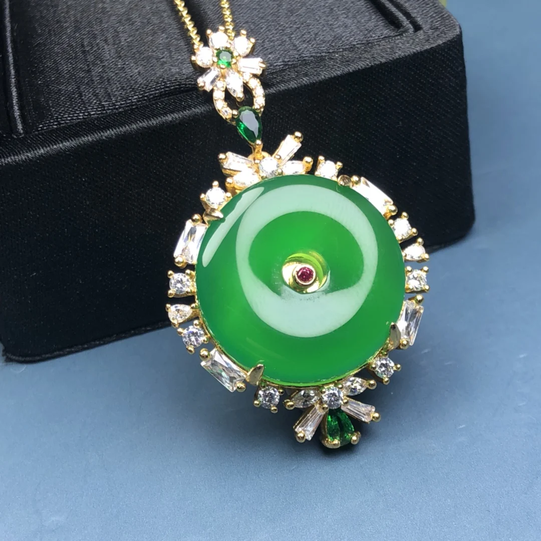 

95 silver gold-plated inlaid natural agate high ice green chalcedony emerald green buckle pendant ice pendant women's