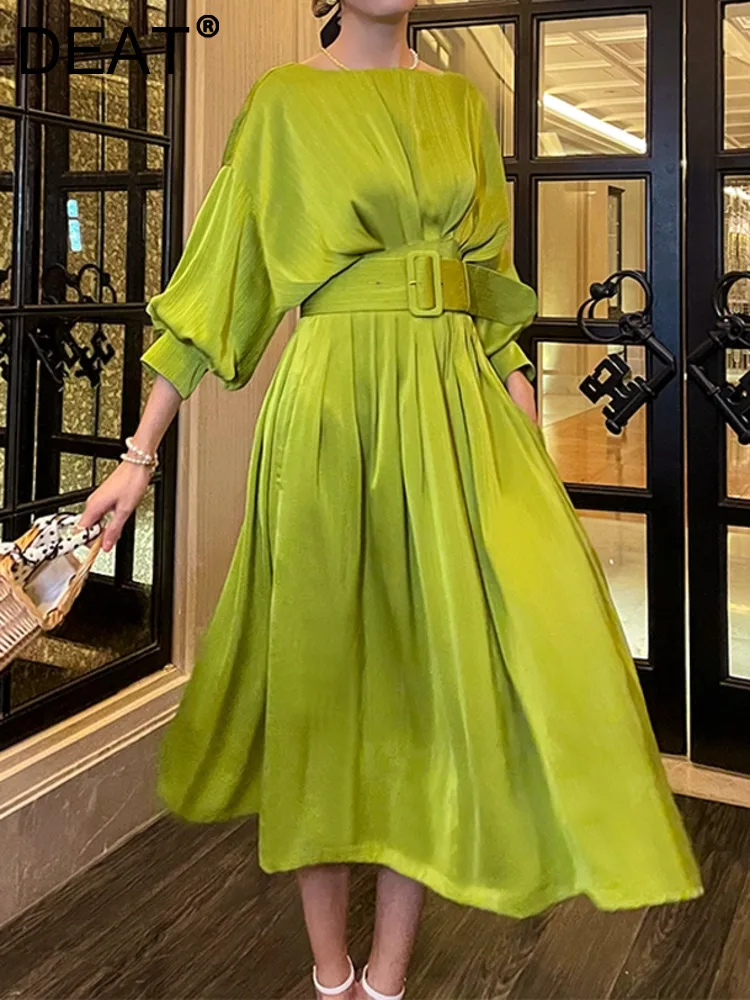 

DEAT Fashion Women's Dress New Slash Neck Loose Belt Waist Half Batwing Sleeve Mid-calf Pleated Dresses Summer 2023 17A634H