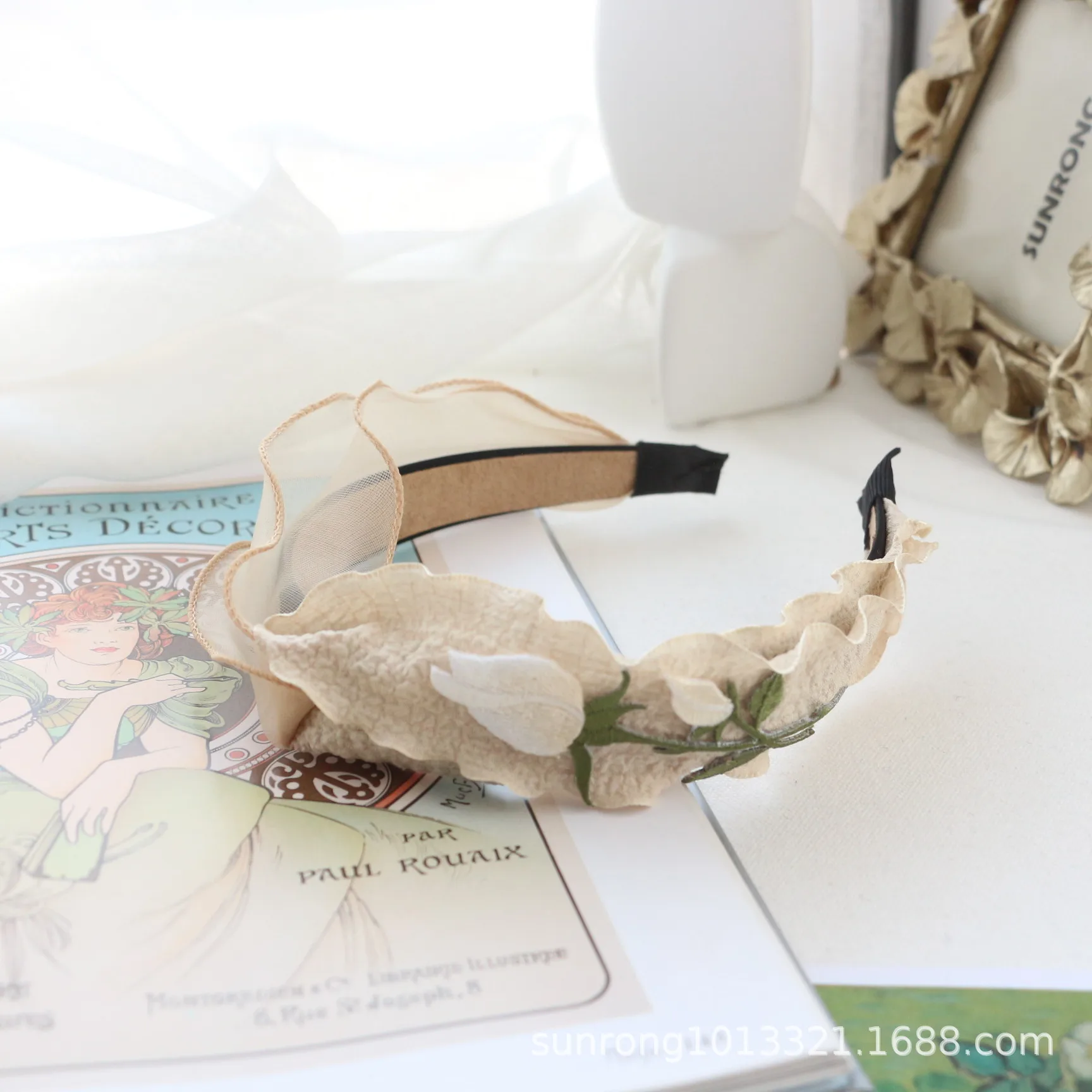 

Женская повязка на голову с трехмерными цветами, яркая маленькая повязка на голову в стиле принцессы, аксессуар для волос