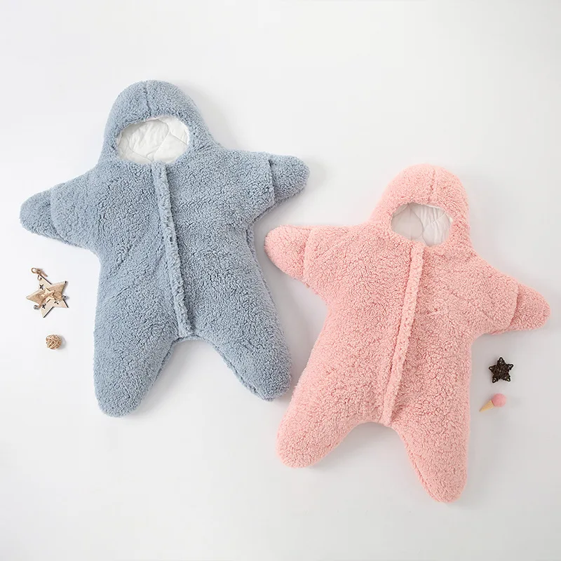 

0-6 Months Newborn Clothes Winter Keeping Warm Baby Sleeping Bag Soft Fleece Infant Sleepsack Cute Starfish Baby Siamese Clothes