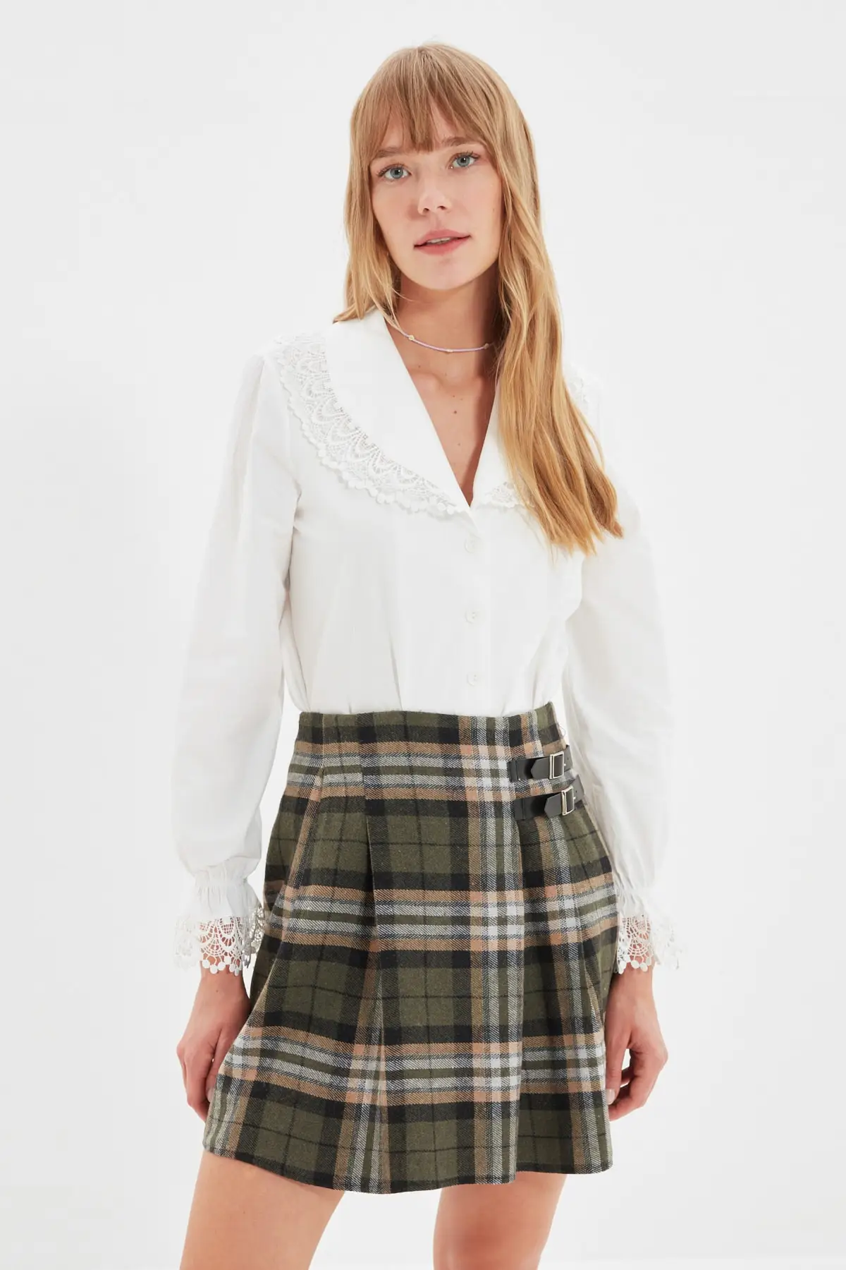 

Trendyol Brodeli Shirt TWOAW22GO0525