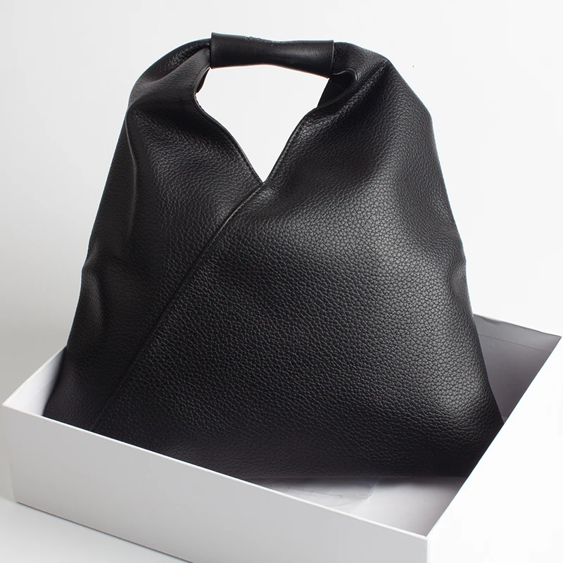 

Niche Ladies Leather Black Casual Underarm Bag Portable Tote Bag