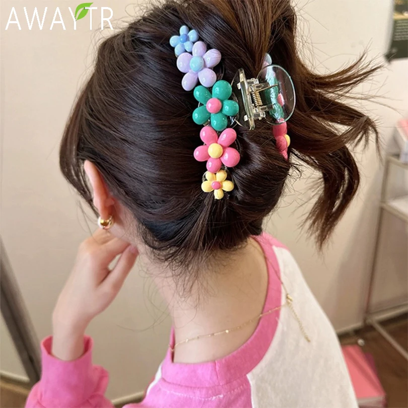 

AWAYTR Korean Sweet Colorful Flower Hair Claws Clamps Crab Hair Clips Girls Hair Accessories Hairpins Women Hair Crabs Claw
