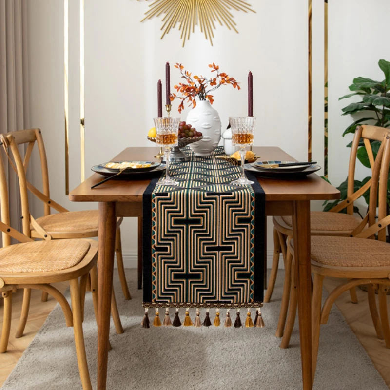 

Geometric Line Tassel Table Flag Yarn-dyed Jacquard American Retro Drawer Cover Towel Home Polyester Tablecloth Bed Tail Flag