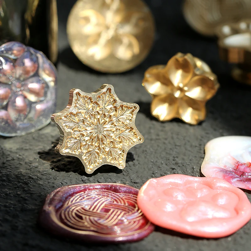 

Наклейка с изображением инопланетянина, бабочки, огненного лака