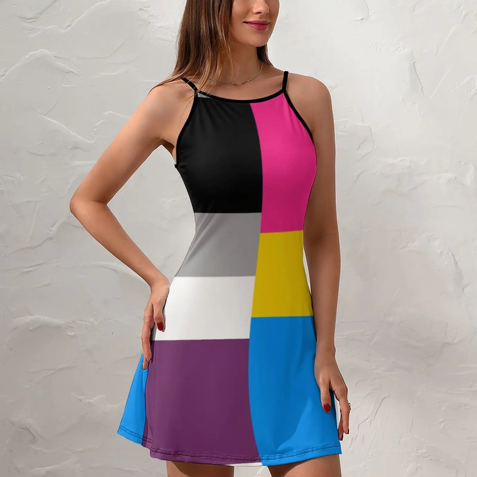 Женское экзотическое платье на бретельках с флагом