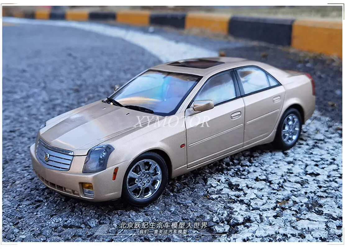 

1/18 For CADILLAC CTS Sports luxury car Diecast Metal Model Car Toys gifts Hobby Display Gold Ornaments Collection