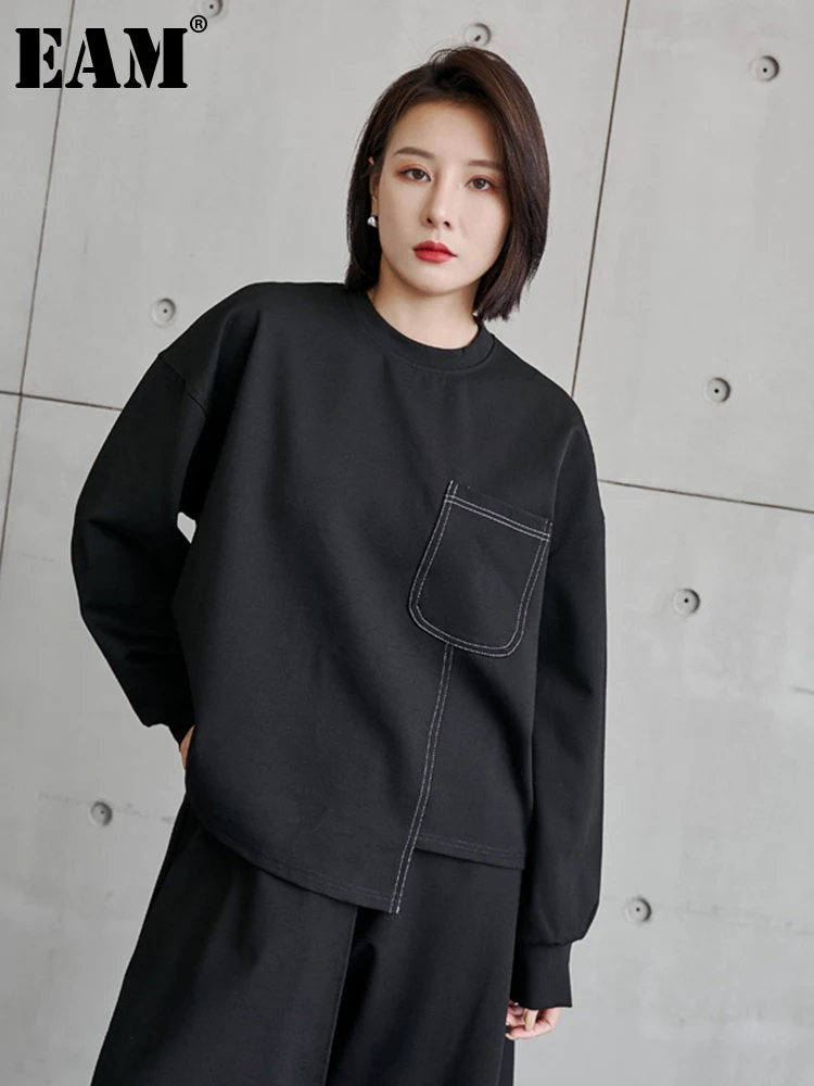 

[EAM] Women Black Topstitched Big Size Casual T-shirt New Round Neck Long Sleeve Fashion Tide Spring Autumn 2022 1DE2911