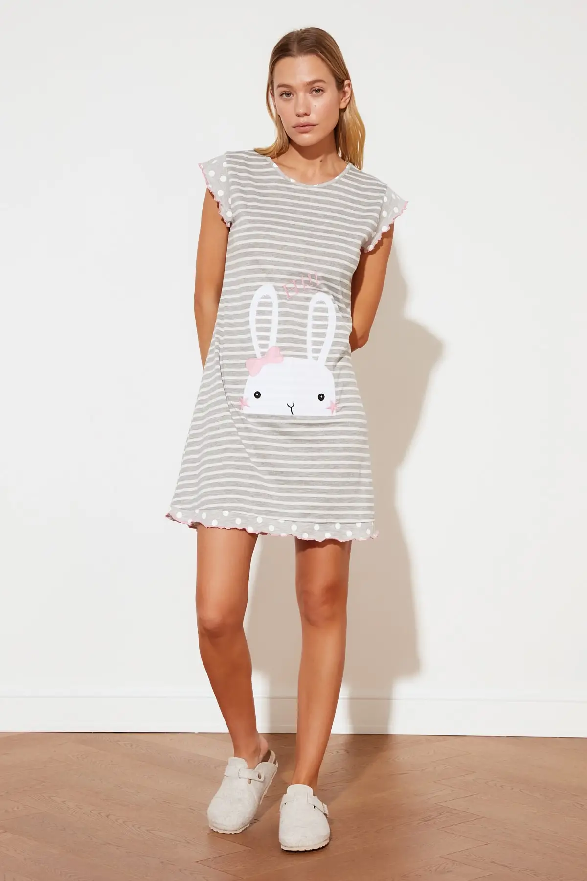 

Trendyol Printed Knitted Nightgown THMSS21GC0046