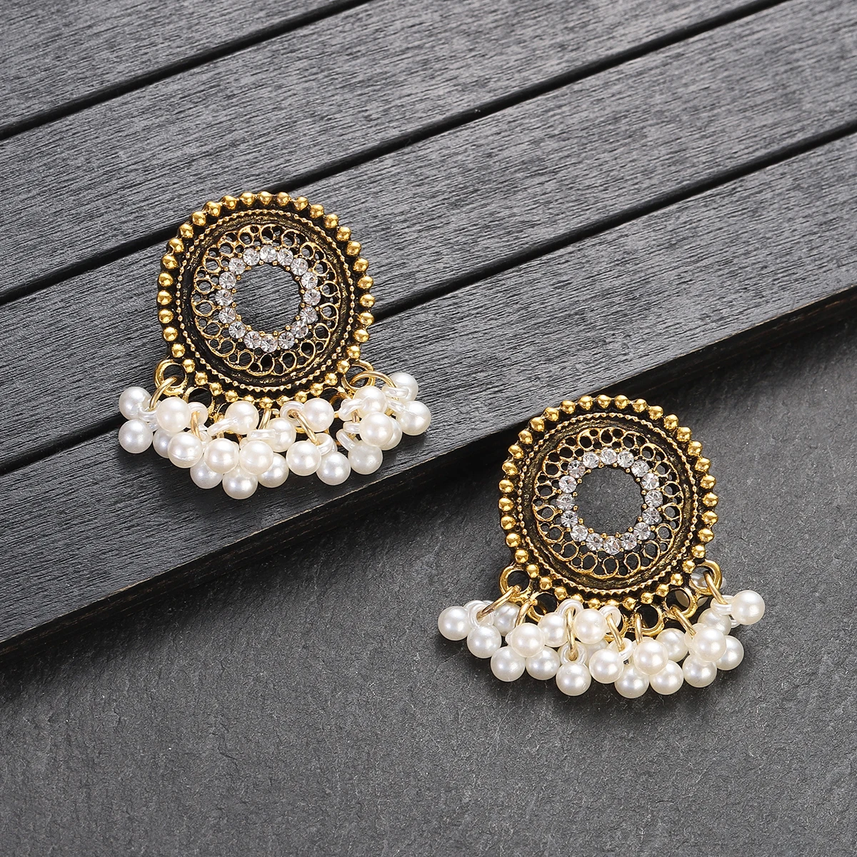 

Ethnic Round Indian Earrings Jewelry Female White Zircon Beads Tassel Earrings for Women Vintage Dangle Earrings Pendientes