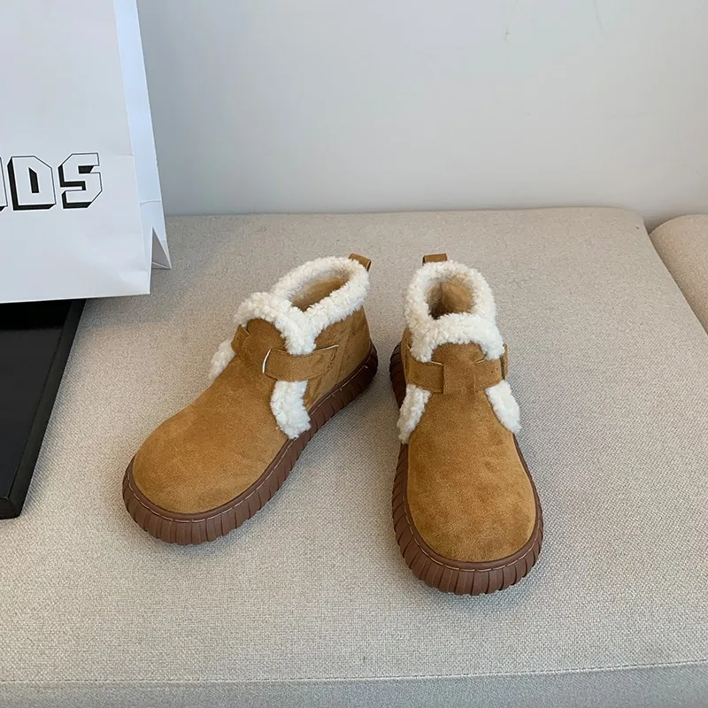 

Женские ботинки на толстой подошве, зимние ботинки из матовой кожи с цветной пряжкой и круглым носком, 2023