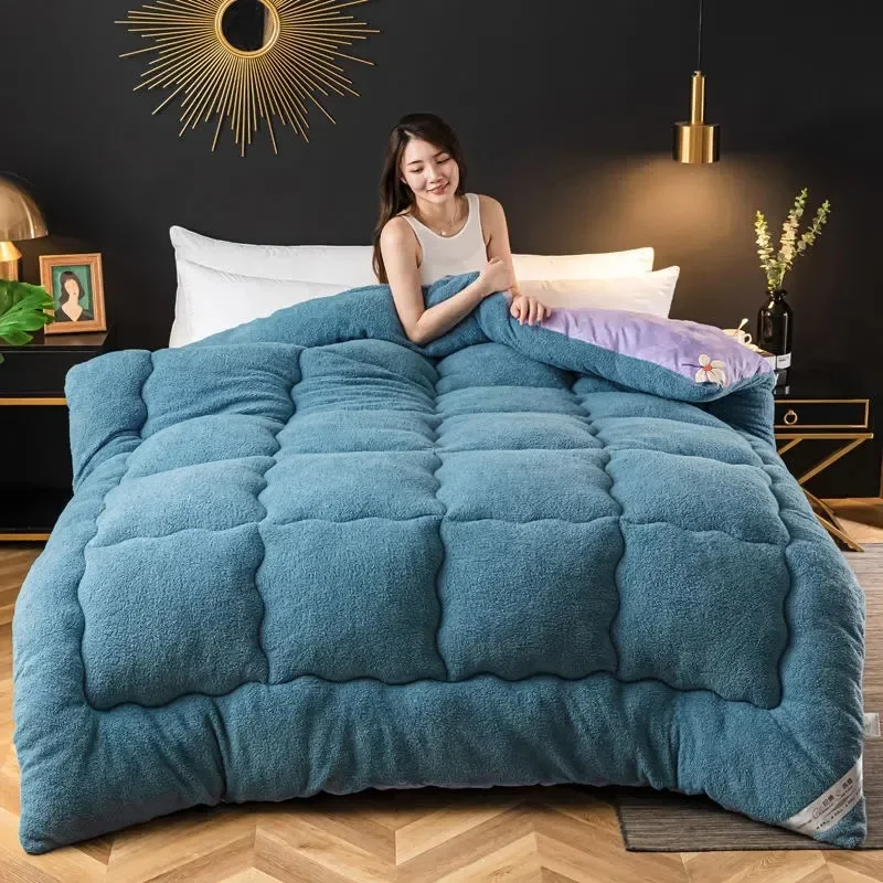 

Luxury Winter Warmth Comfortable Wool Material Quilted Quilt King Queen Full Size Comforter Winter Thick Blanket Solid Color
