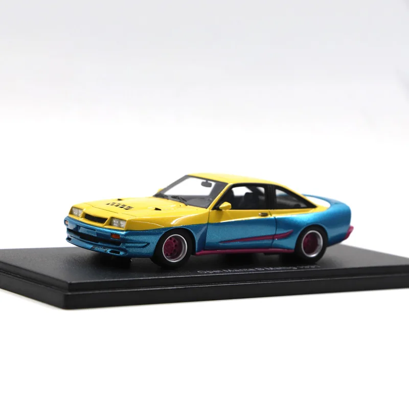 

Resin 1:43 Scale 1991 Opel Manta B Mattig Car Model For Adult Classic Collection Gift Display Souvenir Ornament