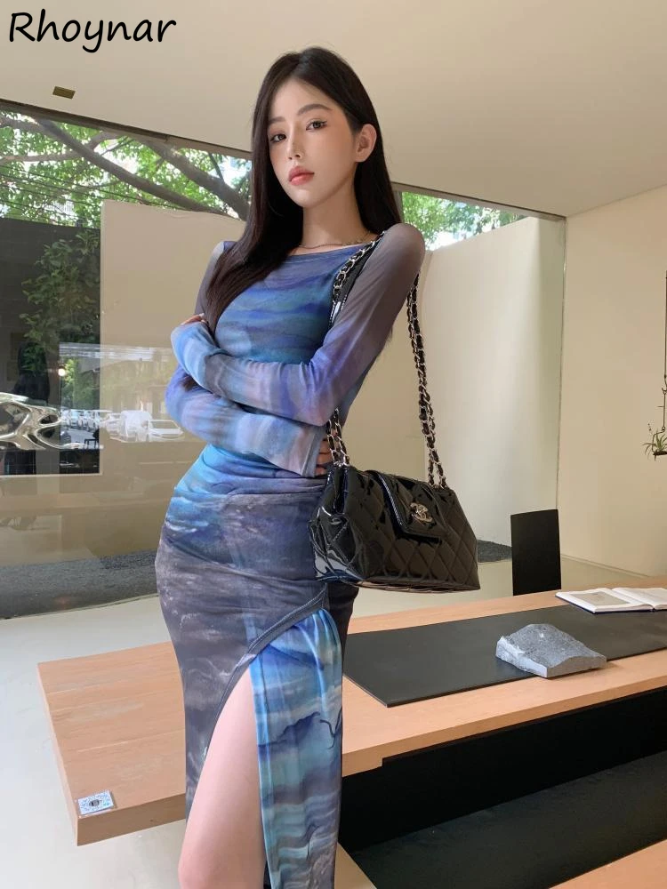 Женское приталенное платье с длинным рукавом сетчатым принтом и Боковым