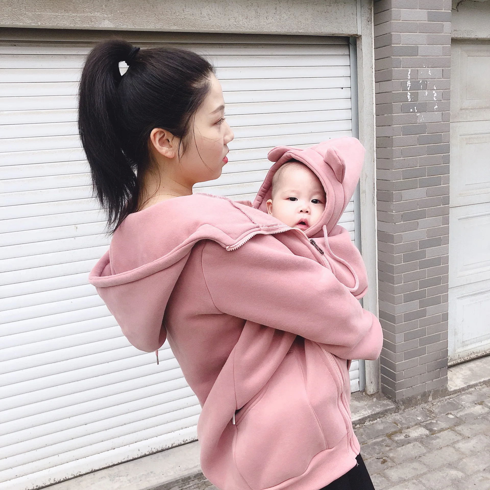 HoneyCherry Mother and Child One-Piece Sweater Baby Plus Velvet Sweater Can Be Worn By Pregnant Women Sweater
