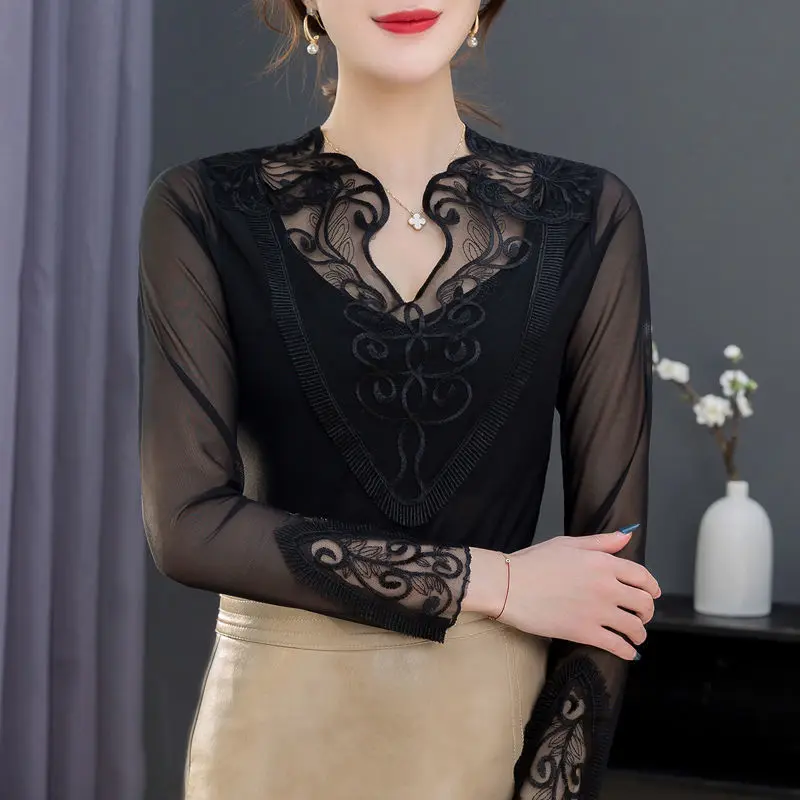 

New 2022 Autumn Mesh Shirt Fashion Patchwork Lace Bottoming Shirt Elegant Slim Sexy Hollow Out Women's T-Shirt 5XL Femme E231
