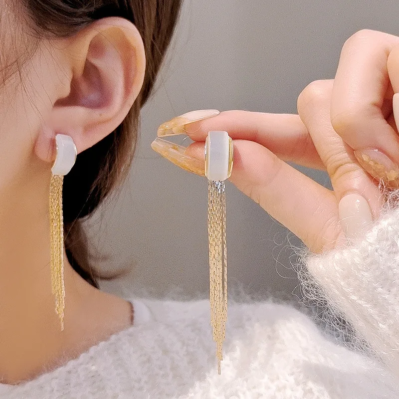 

Korean gold and silver chain earrings Tiktok net red fashion simple tassel earrings temperament atmosphere earrings wholesale