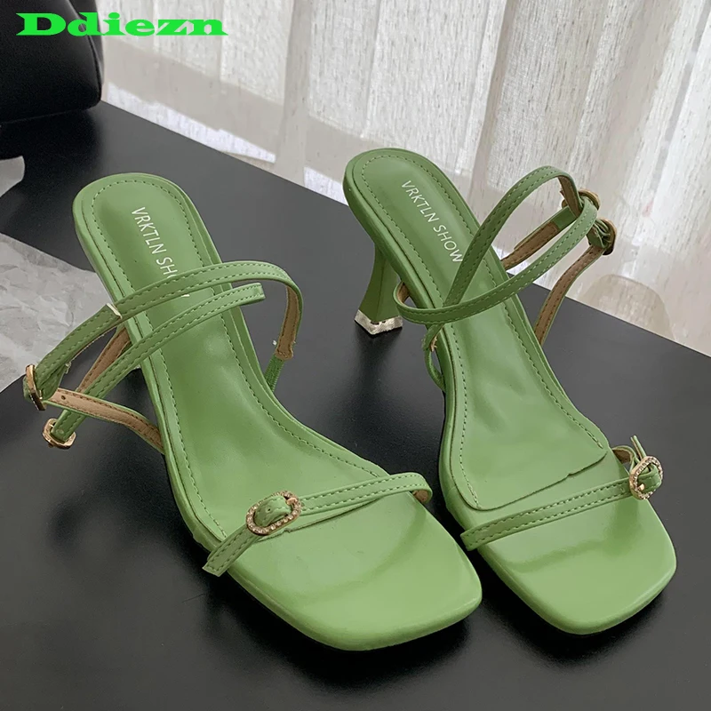 

Женские туфли-лодочки на тонком высоком каблуке, новинка 2023, модные женские сандалии с ремешком и пряжкой, сланцы, элегантная женская обувь