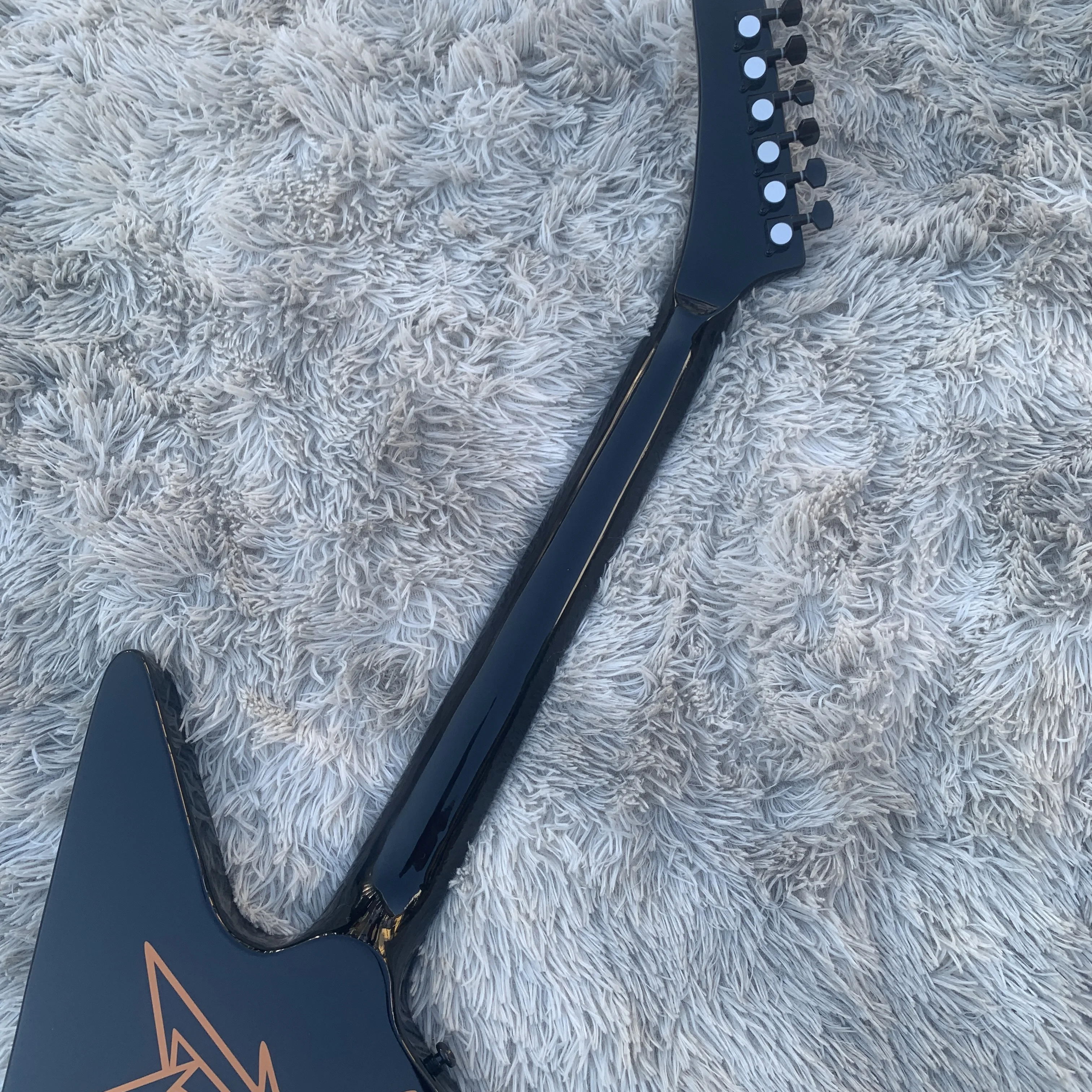 В наличии изготовленный на заказ звукосниматель для электрогитары James Hetfield Elk Skull