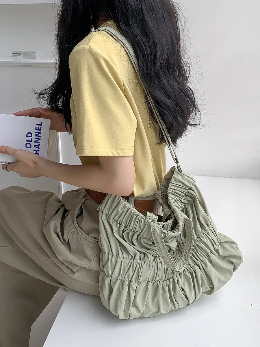 

Fashion Ruched Nylon Women Square Shoulder Bag Pleated Summer Ins Tote Bag for Women Korean Style Ladies Travel Beach Handbag