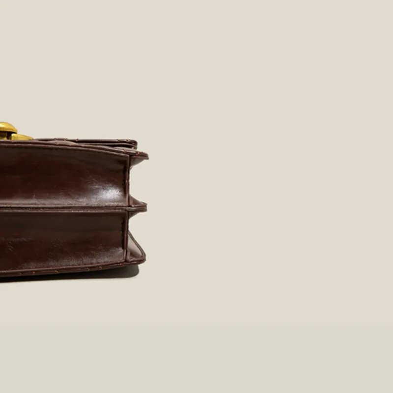 Elmsk 2022 Fashion high-grade chain bag texture Messenger Bag Fashion Shoulder Bag French Vintage Women's bag