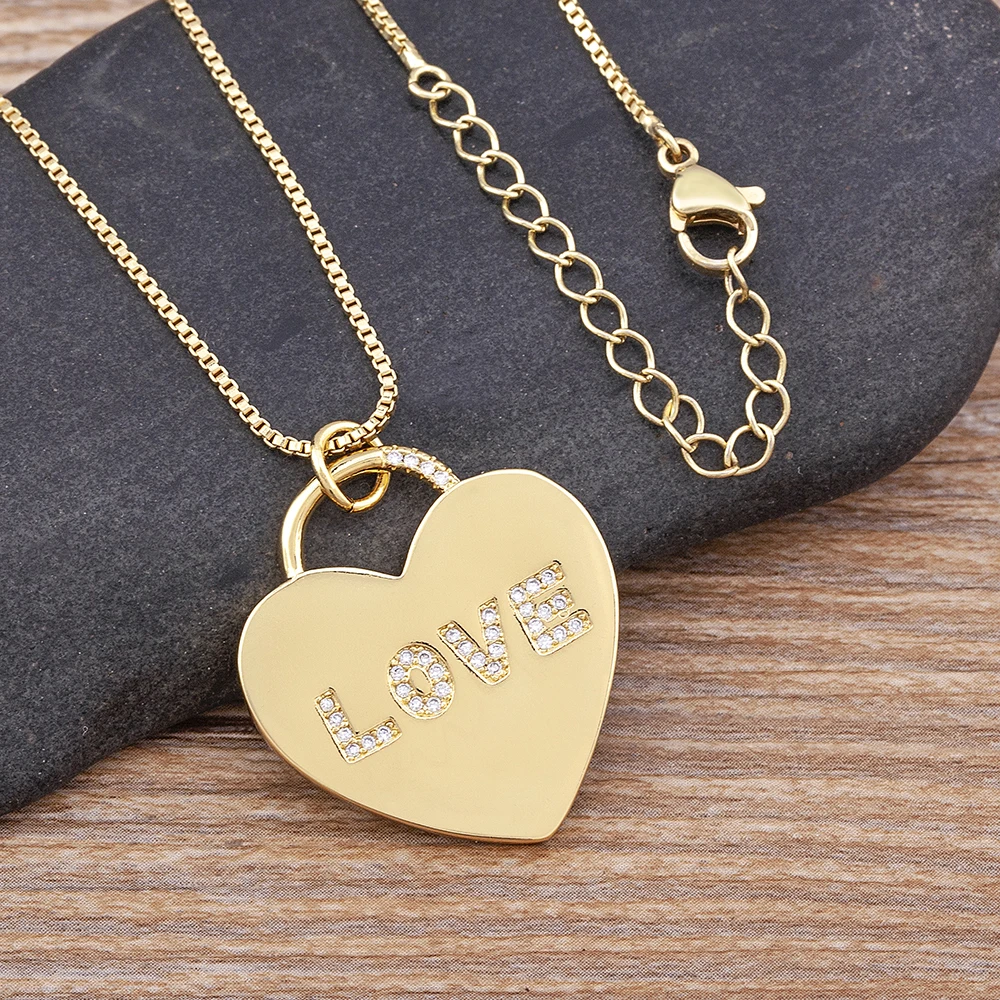 

Romantic Love Letter Heart-Shaped Crystal Pendant Gold Necklace Simple Personality Women's Jewelry Anniversary Exquisite Gifts