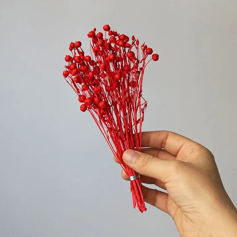 

Сухие цветы в ротанговом материале