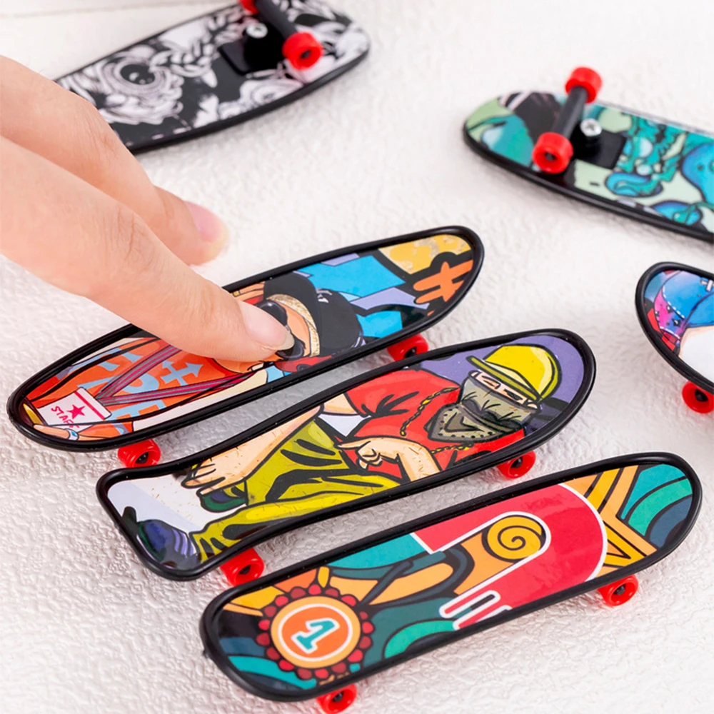 

Миниатюрные фигурки скейтбордов для игр, 12/30 шт.