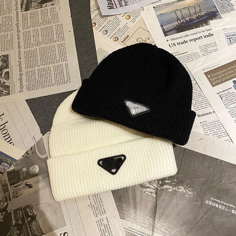 

Luxury Brand Hat for Women Bonnet Inverted Triangle Mark Wool Cap Beanies for Men Designer Winter Match Warm Knitted Bucket Hats