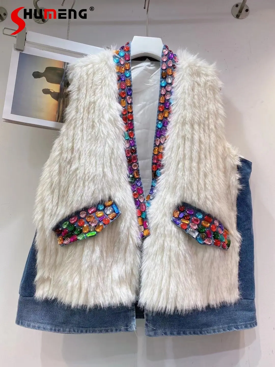 European Fashion Streetwear Beads Rhinestones Stitching Denim Waistcoat Women's Elegant V-neck Imitation Fox Fur Warm Fur Vest