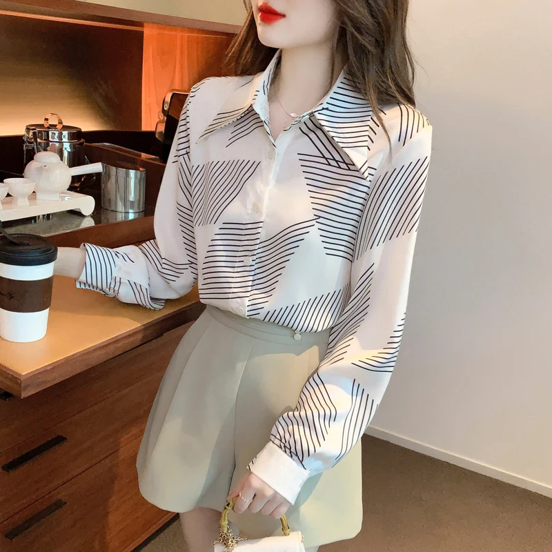 

Женская шифоновая блузка с принтом, свободная Модная рубашка в полоску, летний топ большого размера с длинным рукавом, повседневная одежда ...