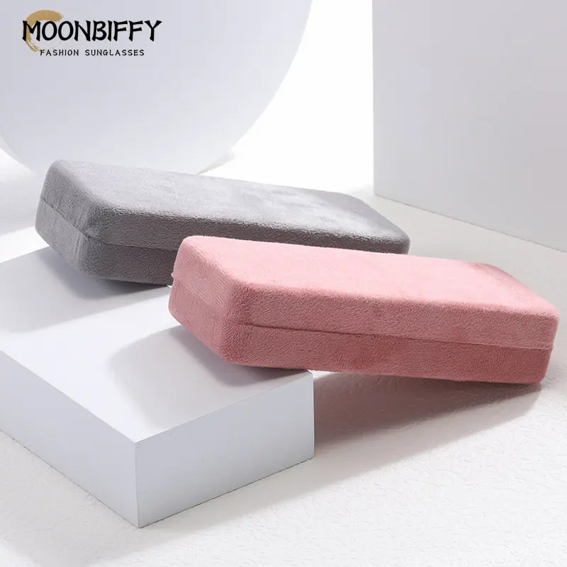 

Gray Pink Premium Flocking Glasses Case Full Frame Myopia Presbyopia Sunglasses Glasses Case Portable Glasses Storage Box