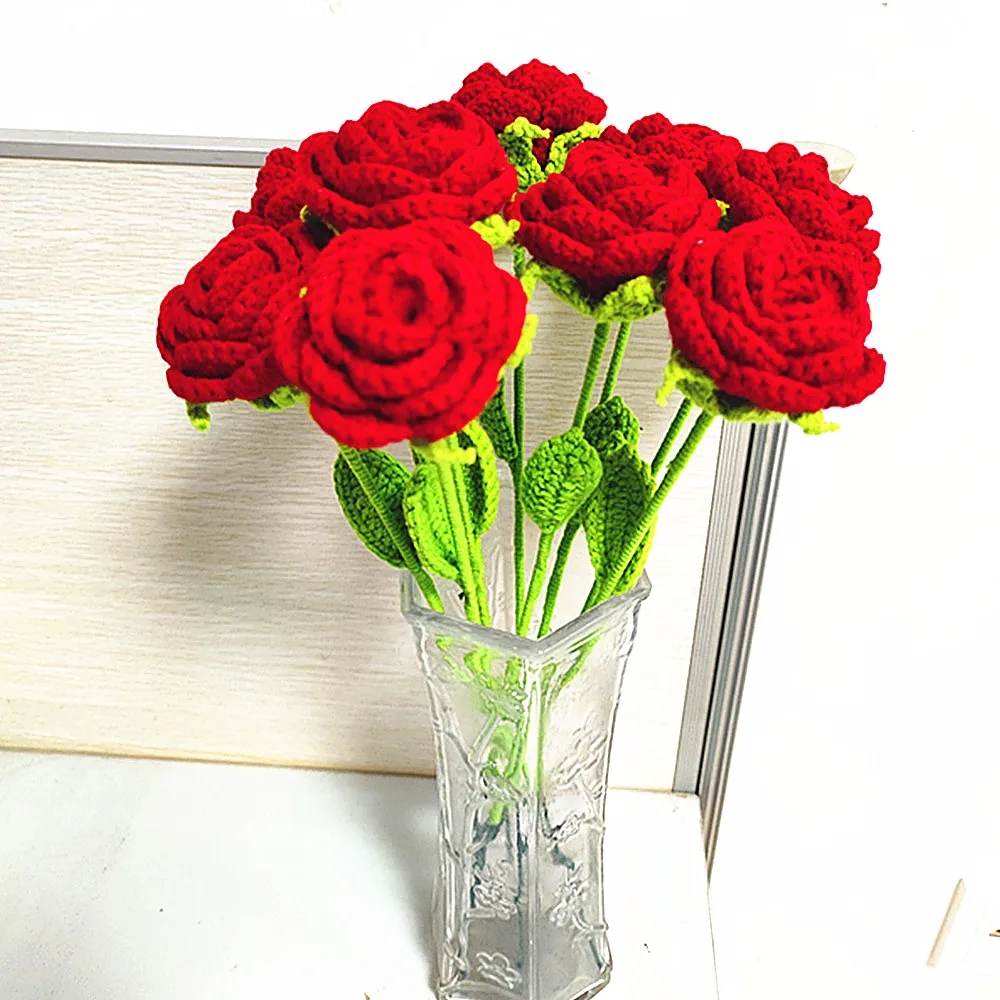 

Finished Handmade Knitted Crochet Red Rose Flower Handmade Sew-on Applique Crochet Applique DIY Fake Flowers Valentine's Gift