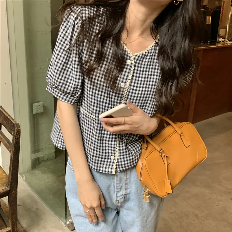 

Simple Vintage Button Line Puff Sleeve Lace Patckwork Black White Plaid Women Top Shirts