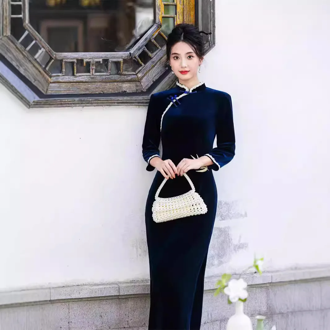 w chińskim stylu sukienki damskie seksowne szczupłe Cheongsams eleganckie tradycyjne jesienno-zimowa aksamitna Vestidos Oversize 3XL Qipao