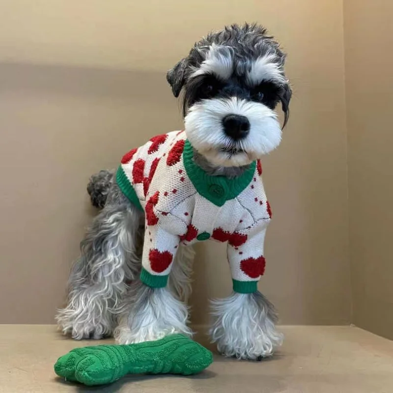 

Свитер с сердечками, одежда для собак и домашних животных, хлопковая одежда с принтом для собак и кошек, теплая Милая осенне-зимняя белая мод...