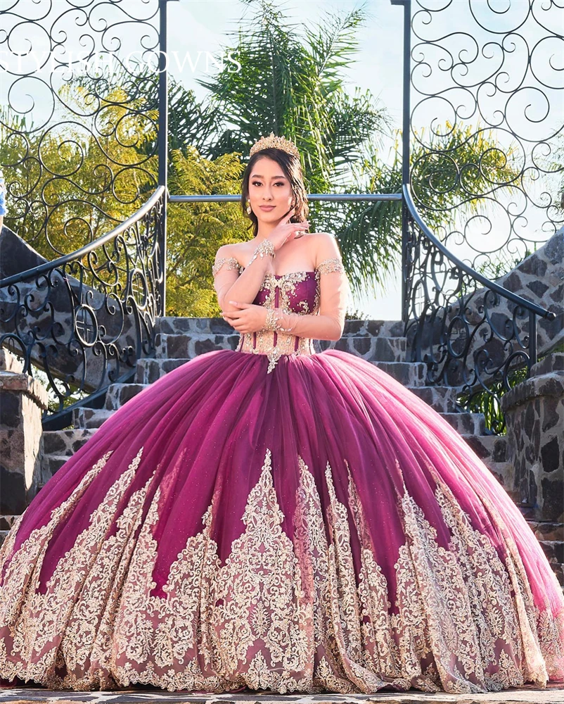 

Princess Off The Shoulder Ball Gown Quinceanera Dresses For Girls Beaded Celebrity Party Gowns Appliques Graduation