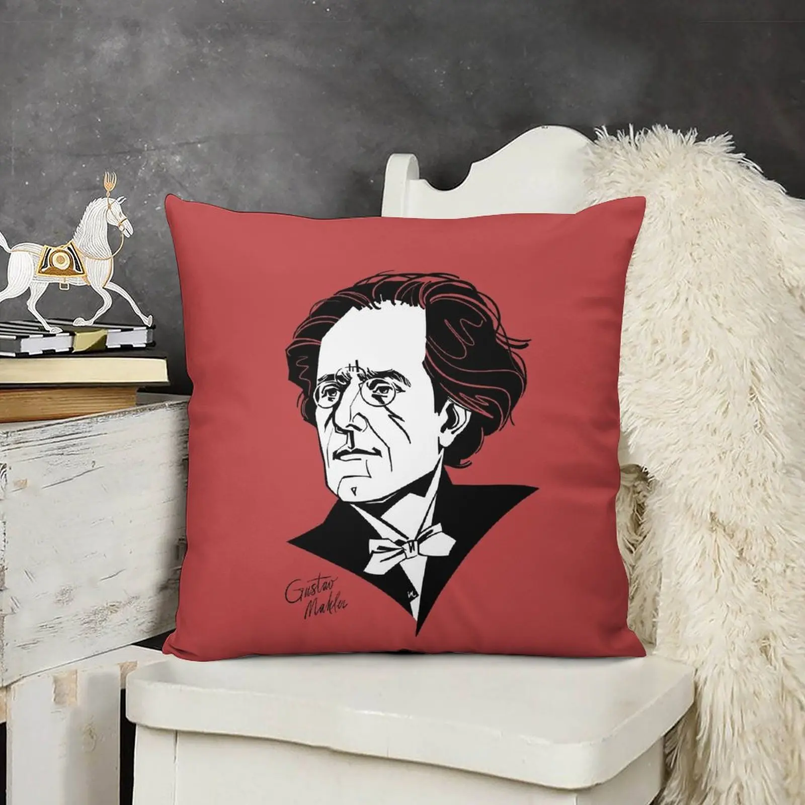 Декоративная подушка в шотландскую клетку Gustav Mahler