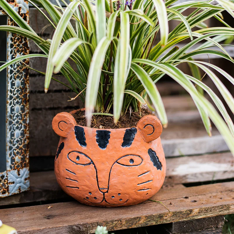 

Plant Pots Round Vase Wedding Free Shipping Charm Design Vase Girl Small Hogar Desk Decor De Novedoso Vase Flower Desk Decor
