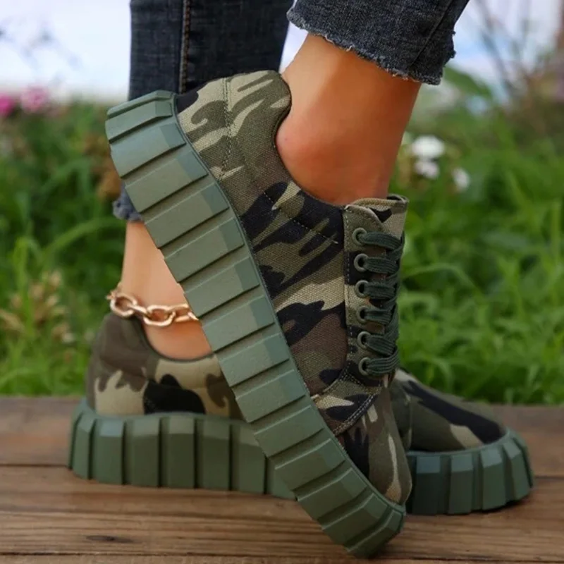 2023 Fashion Women Camo Pattern Lace-up Front Skate Shoes Spring Autumn Flat Sole Sewing Round Toe Non Slip Ladies Female shoes