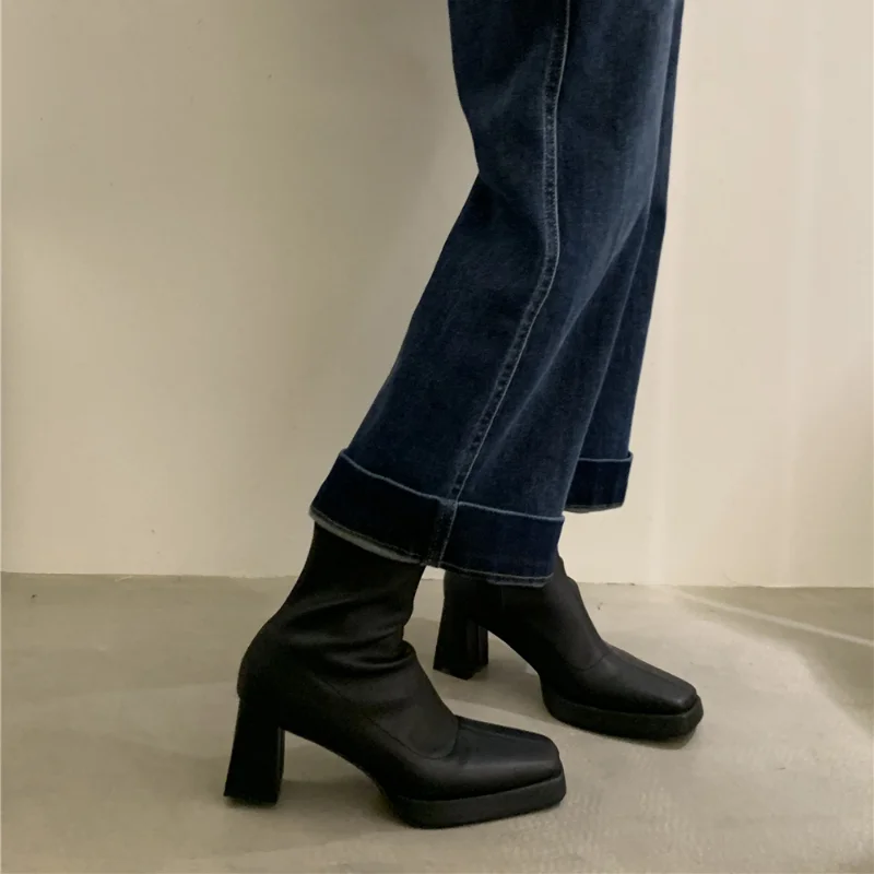 

New Winter Shoes Heel Ankle Women's Boots Fashion Soft Leather Short Boots Zipper Elegant High Heel Chelsea Boots Botas Mujer